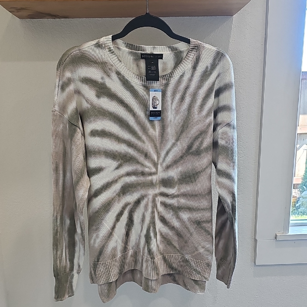 Tie-Dye Sweater in Green and Cream
